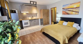 Cozy modern Apartment SUNRISE studio 35m2 balcony 3 persons